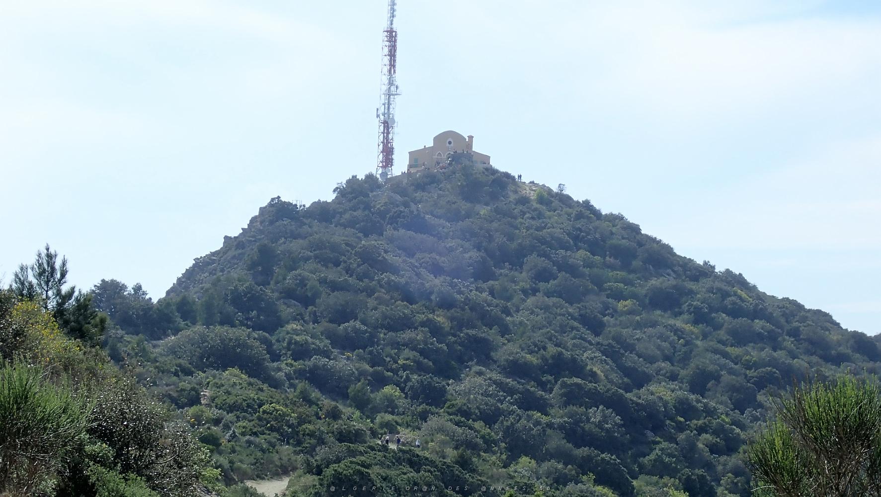 12  Antennes et Chapelle.JPG